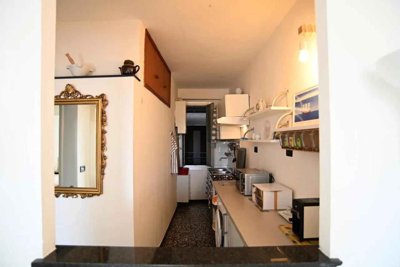 Il Nido Sui Caruggi Apartment Genoa Italy